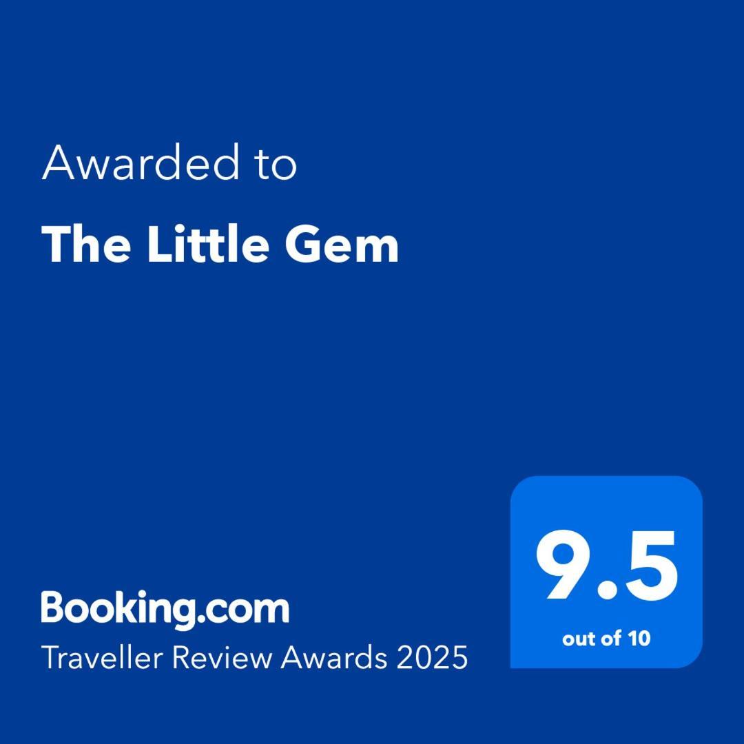 Отель The Little Gem Waitara Экстерьер фото