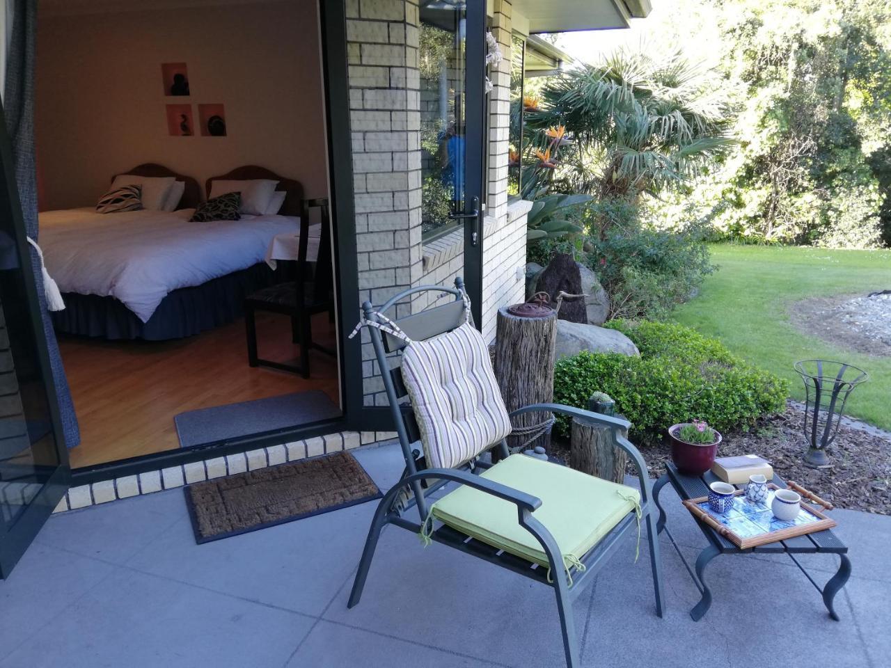 Отель The Little Gem Waitara Экстерьер фото